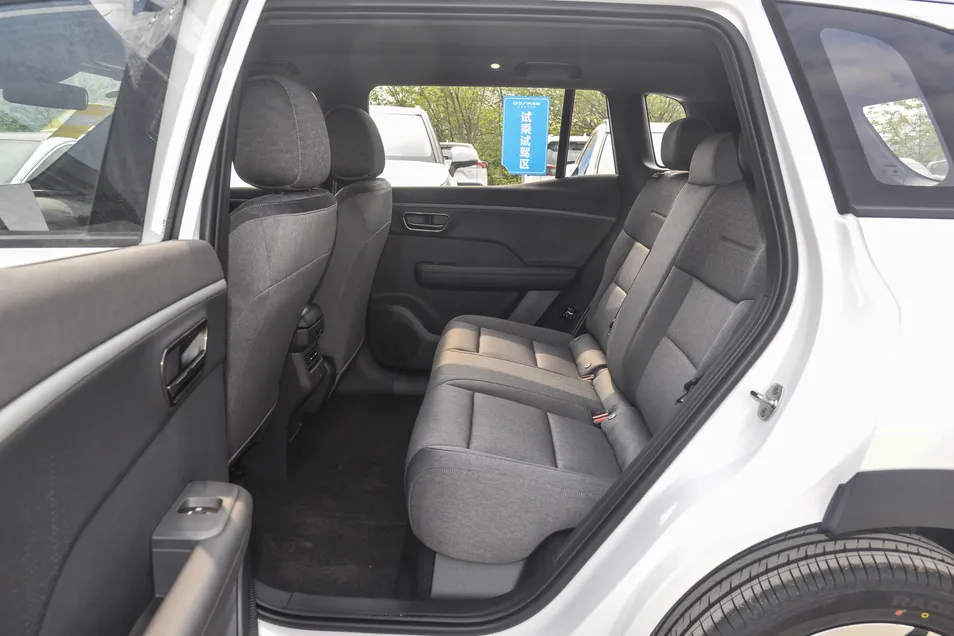 Detalle Asientos Toyota Bz3X