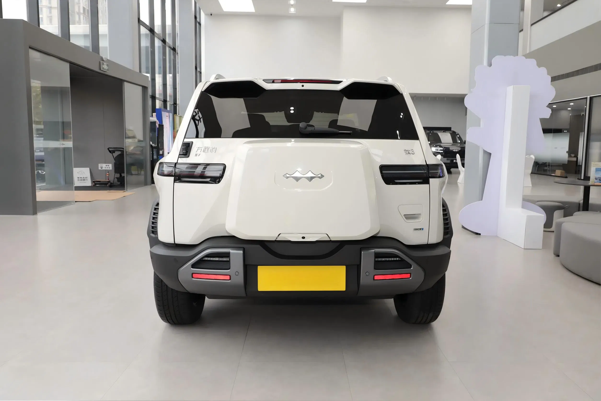 2025 Byd Leopard Titanio 3 Coche Eléctrico 501km Versión Max de Conducción Inteligente Fwd Vehículo de Nueva Energía Usado Coche SUV Compacto Byd