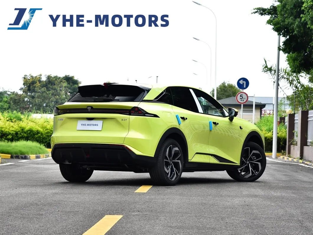 Deepal S07 Vista Trasera Exterior