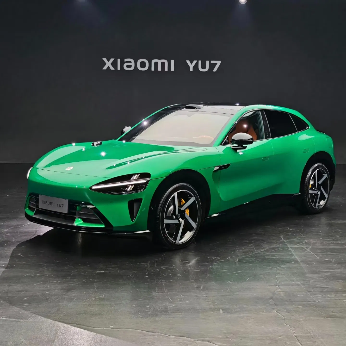 Rendimiento Potente Conectividad Xiao Mi Yu7 Auto Eléctrico para Conducción Urbana