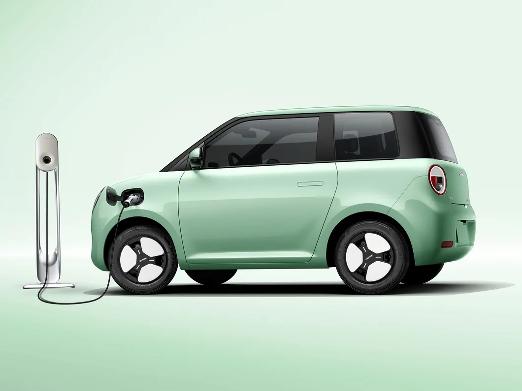 Coche eléctrico compacto de baja velocidad Changan Lumin vehículo de movilidad urbana China energía mini vehículo eléctrico SUV barato coche de batería con estación de carga
