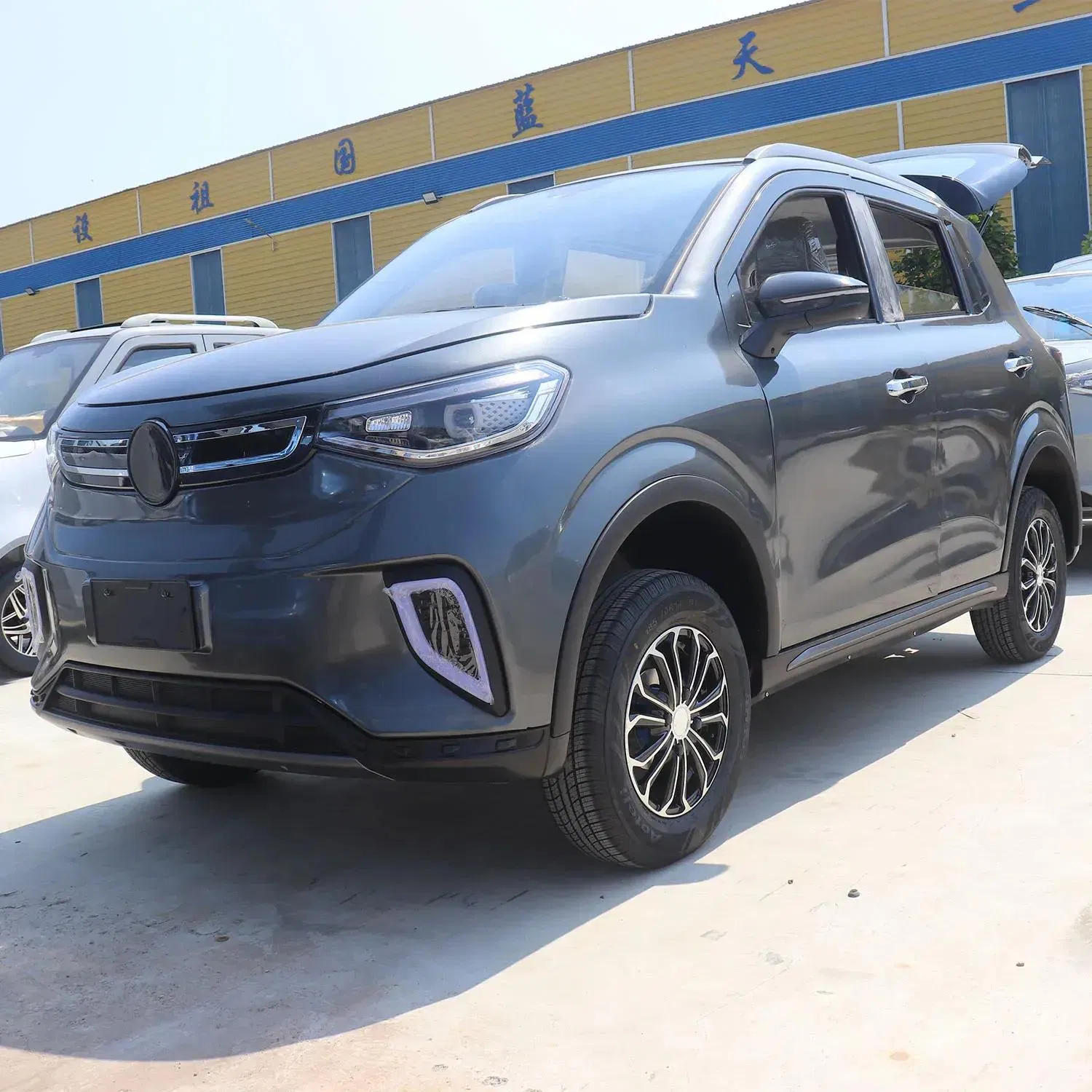 Nuevas Llegadas Keyu Coche Eléctrico de Cuatro Asientos 4 para Movilidad Urbana