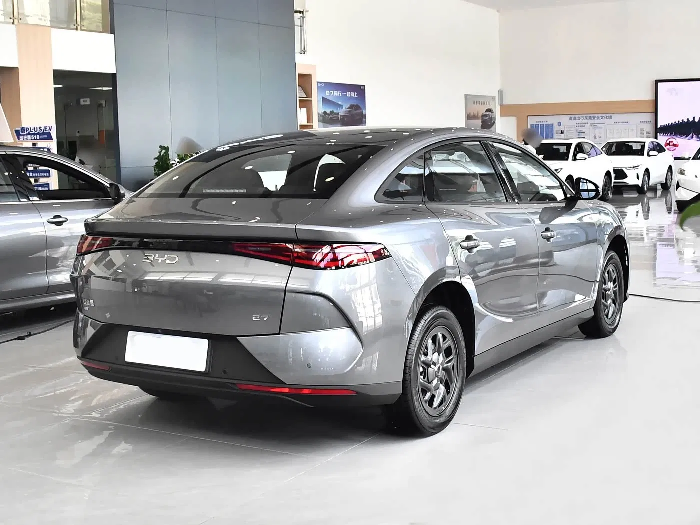 Especificaciones Byd E7
