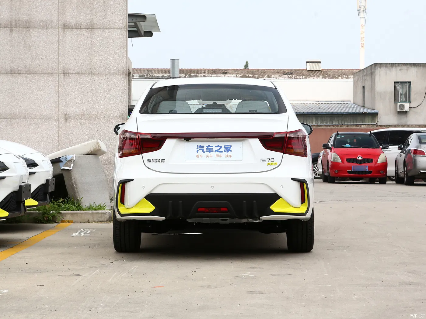 Dongfeng Aeolus E70 2023 Taxi Eléctrico Usado Sedan 5 Asientos Coche Eléctrico