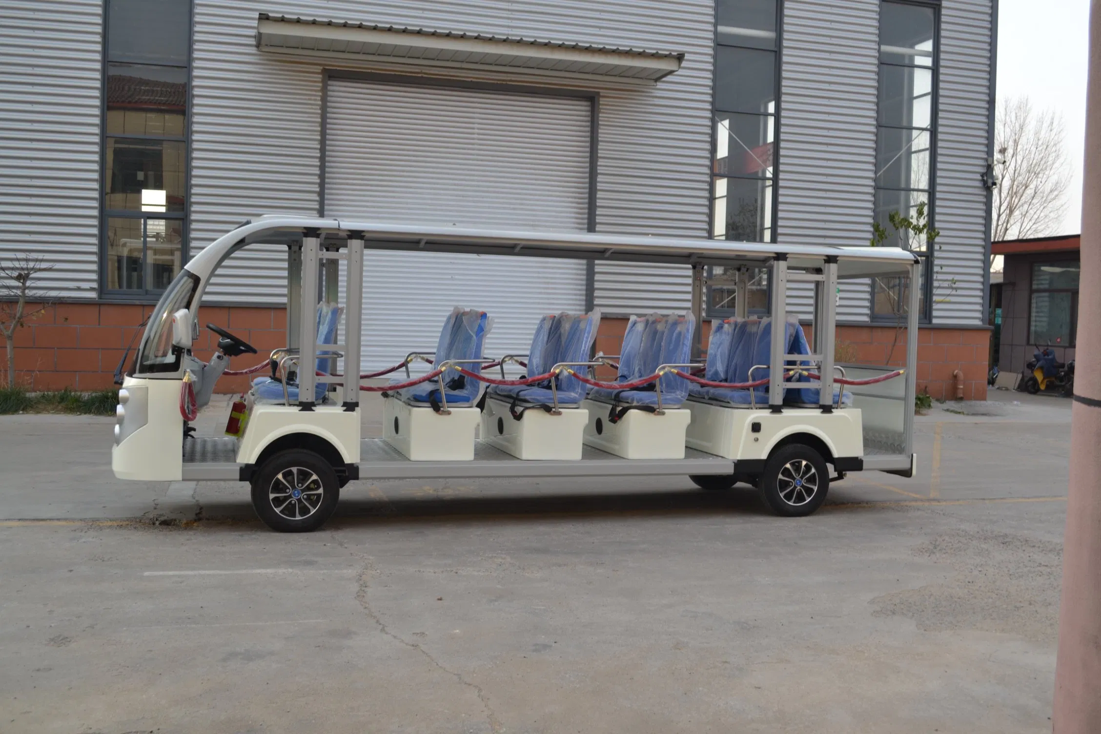 Vehículo Eléctrico de Pasajeros de Alta Capacidad 17 para Uso Comercial en Turismo
