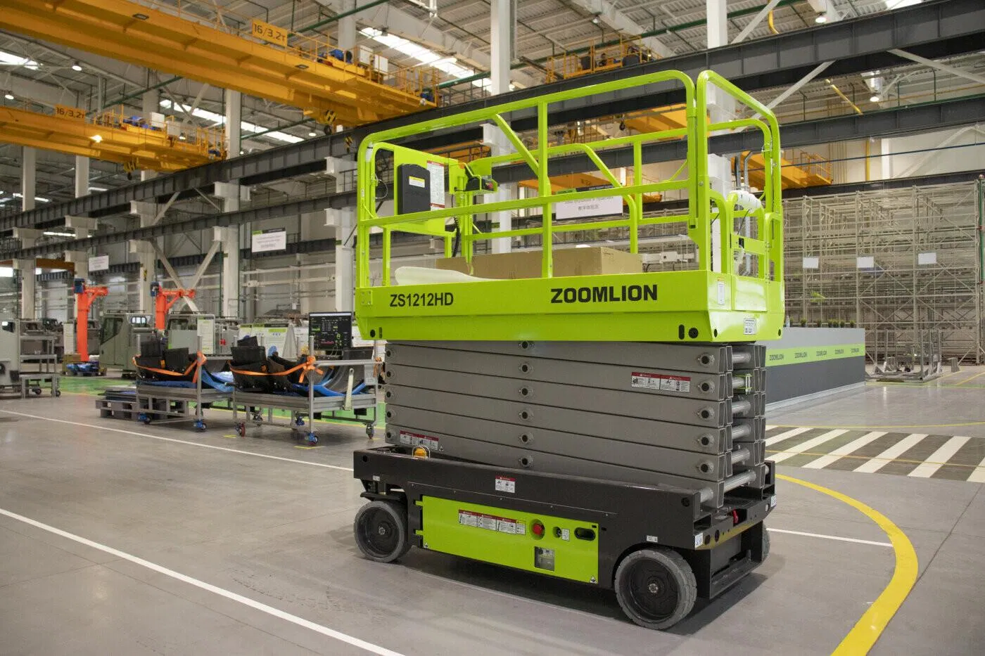 Plataforma de trabajo aérea de elevador de tijera hidráulico eléctrico Zoomlion Zs1212HD-Li 13.8m
