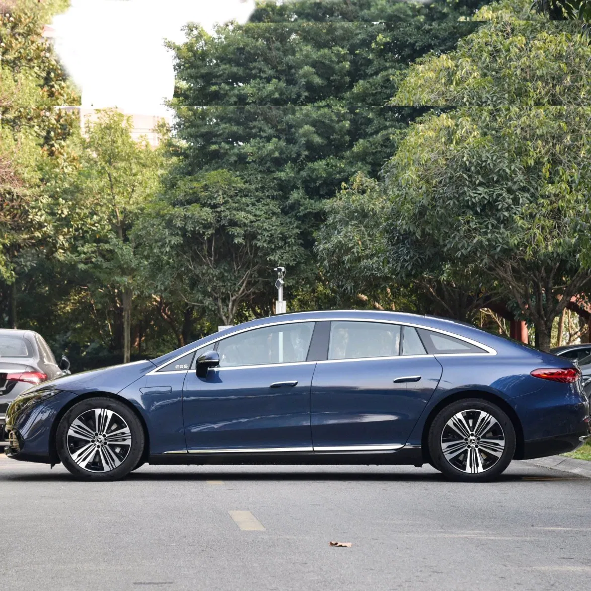 2023 Mercedes Benz EQS 450+ Edición de Lujo Coche Eléctrico Personalizado en Stock