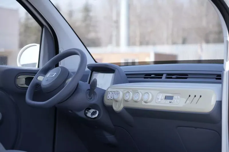 Coche mini eléctrico de pasajeros compacto para todas las estaciones, vehículo de nueva energía popular