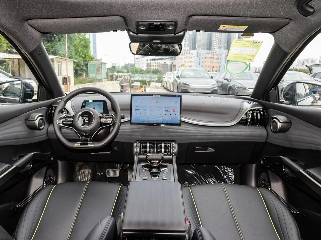 Cabina BYD Yuan Plus