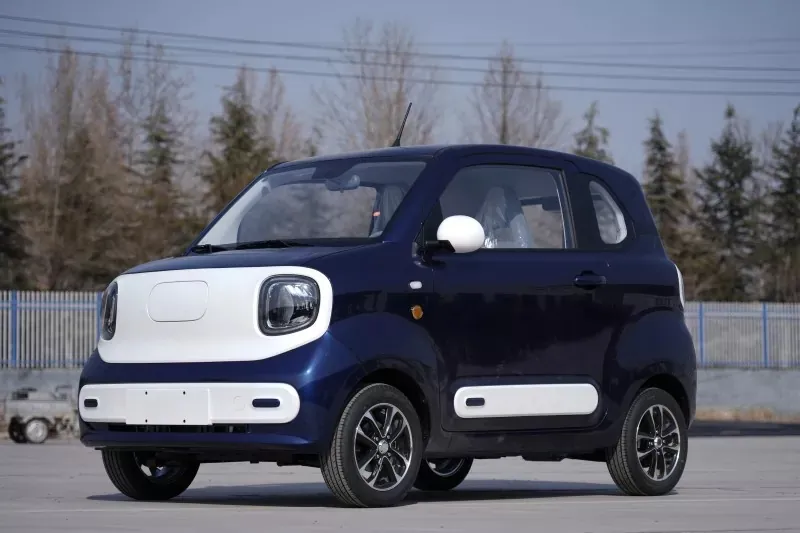 Coche mini eléctrico de pasajeros compacto para todas las estaciones, vehículo de nueva energía popular