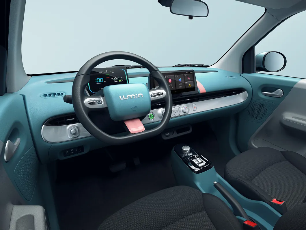 Coche eléctrico compacto de baja velocidad Changan Lumin vehículo de movilidad urbana China energía mini vehículo eléctrico SUV barato coche de batería con estación de carga