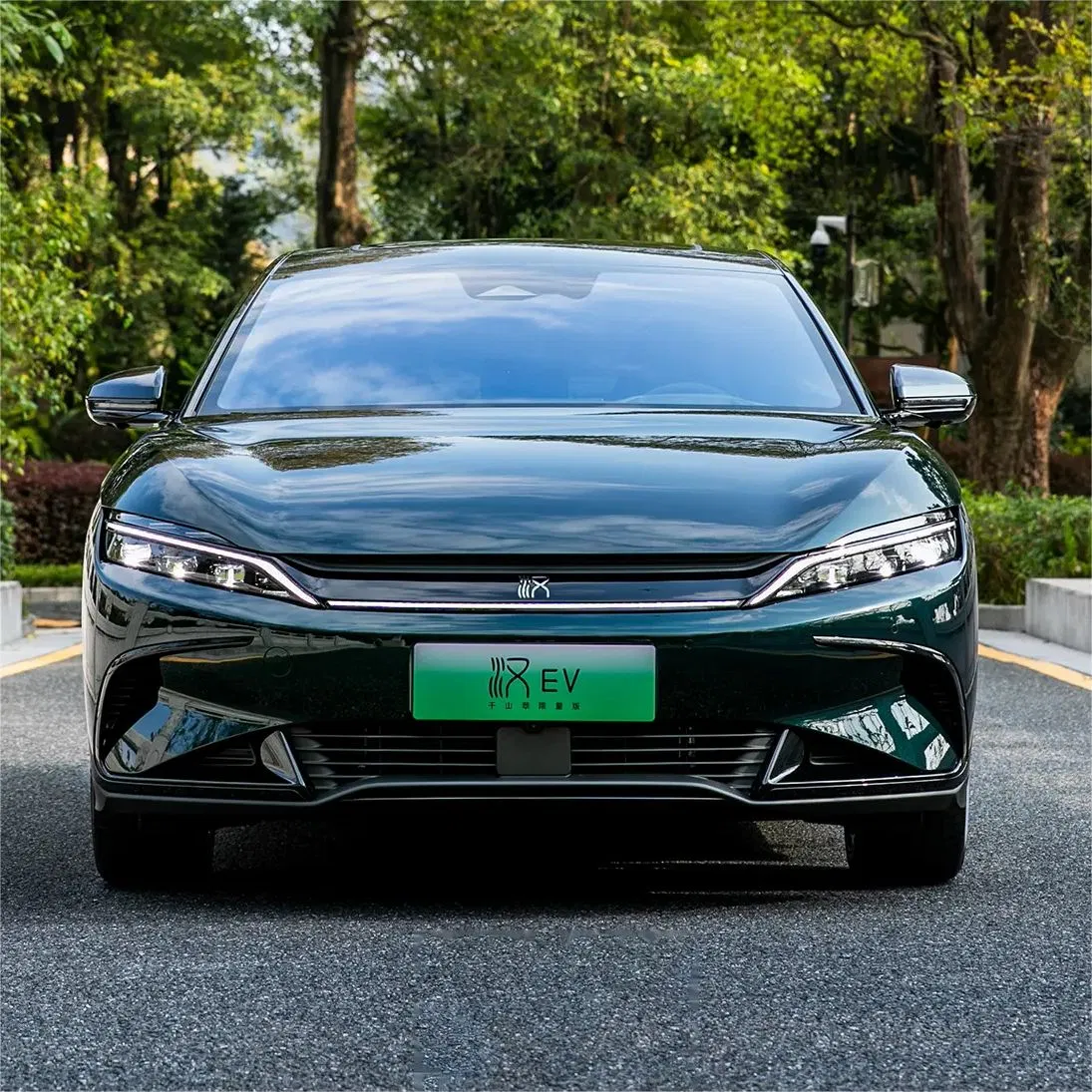 Distribuidores de automóviles de pasajeros en China Vehículos de nueva energía Byd Han EV Coche eléctrico 4-Door 5-Seater Sedán barato inteligente de cuatro ruedas 5 Asientos vehículo de nueva energía