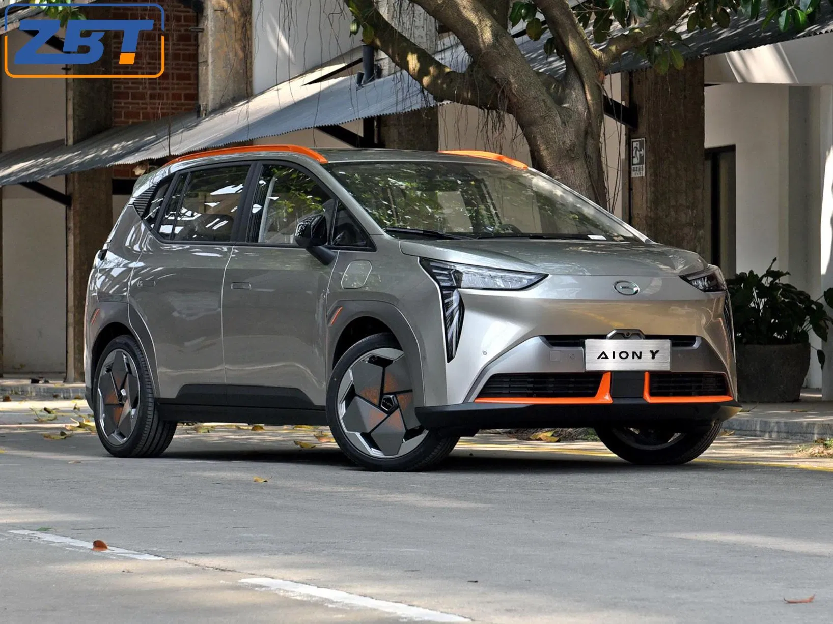 SUV eléctrico deportivo de alta velocidad LHD Aion Y vehículo de motor inteligente autos verdes EV con L2 conducción autónoma