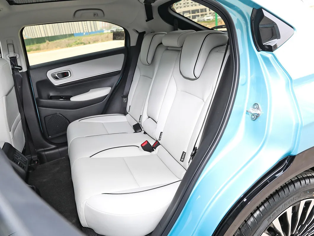 Espacio de maletero coche eléctrico