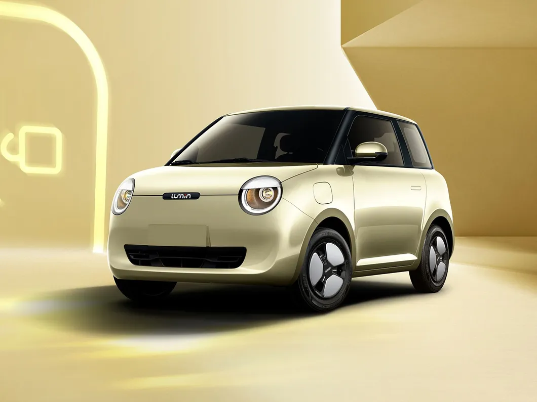 Coche eléctrico compacto de baja velocidad Changan Lumin vehículo de movilidad urbana China energía mini vehículo eléctrico SUV barato coche de batería con estación de carga