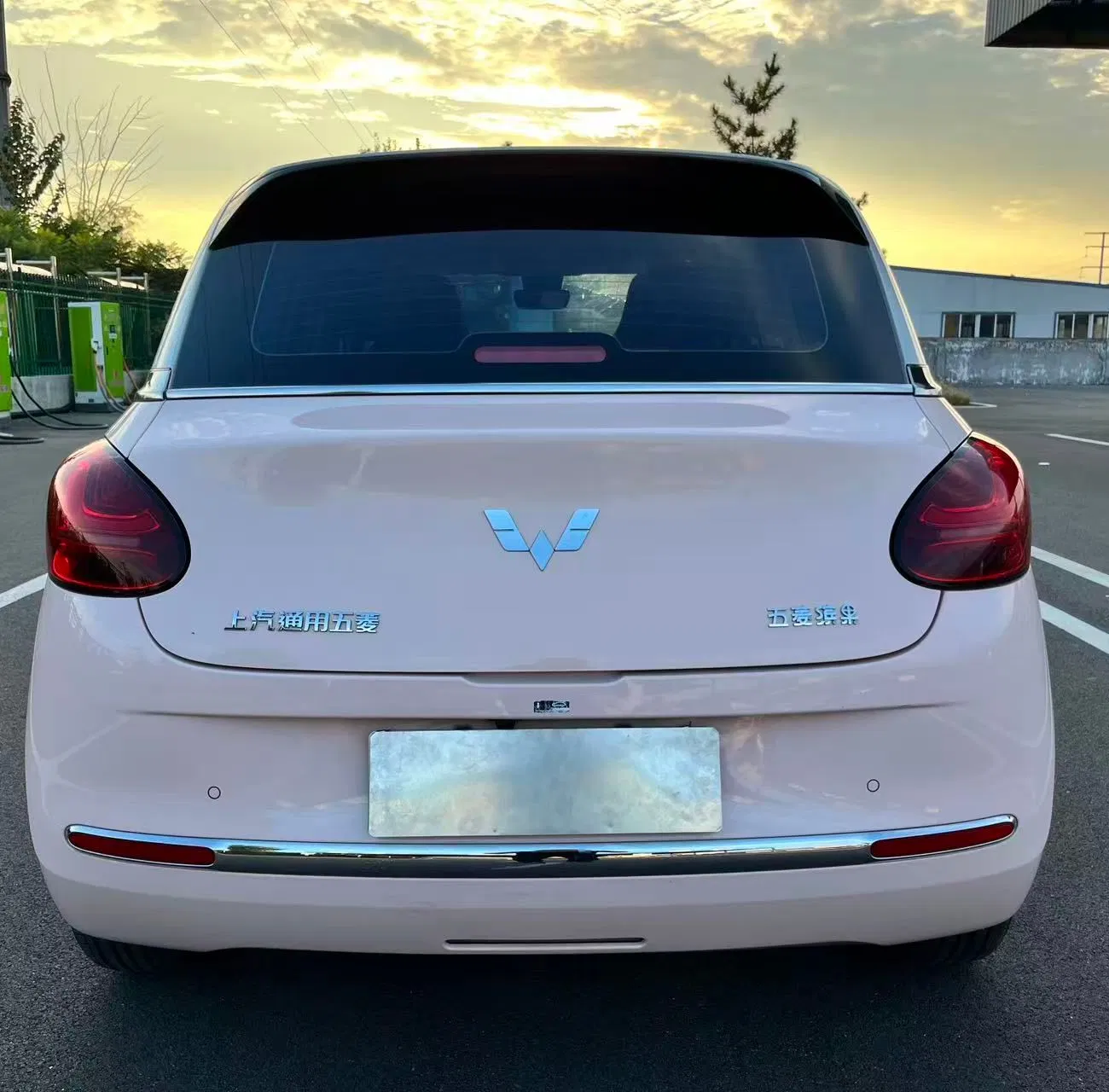 2024 Mejor Venta Barata Saic Wuling Bingo 333km Coche de Uso Diario Flexible y Conectado
