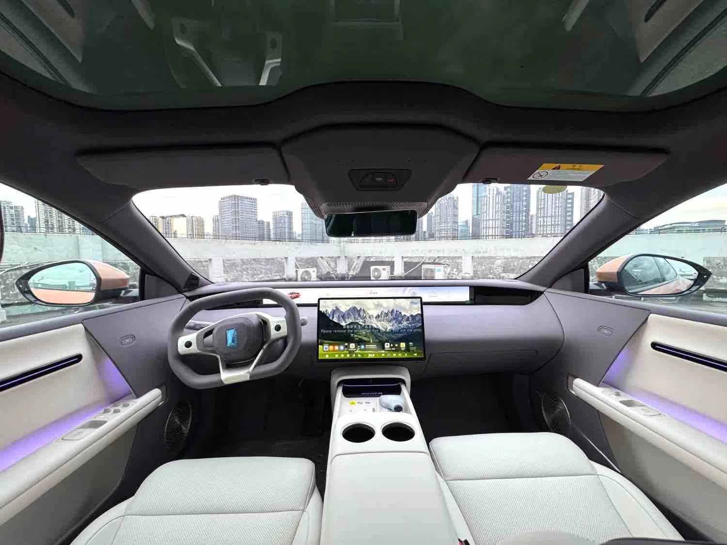 Coche Usado de Bajo Kilometraje Coche Usado Avita 06t Coche Eléctrico Inteligente con Función de Estacionamiento Autónomo en Todos los Escenarios