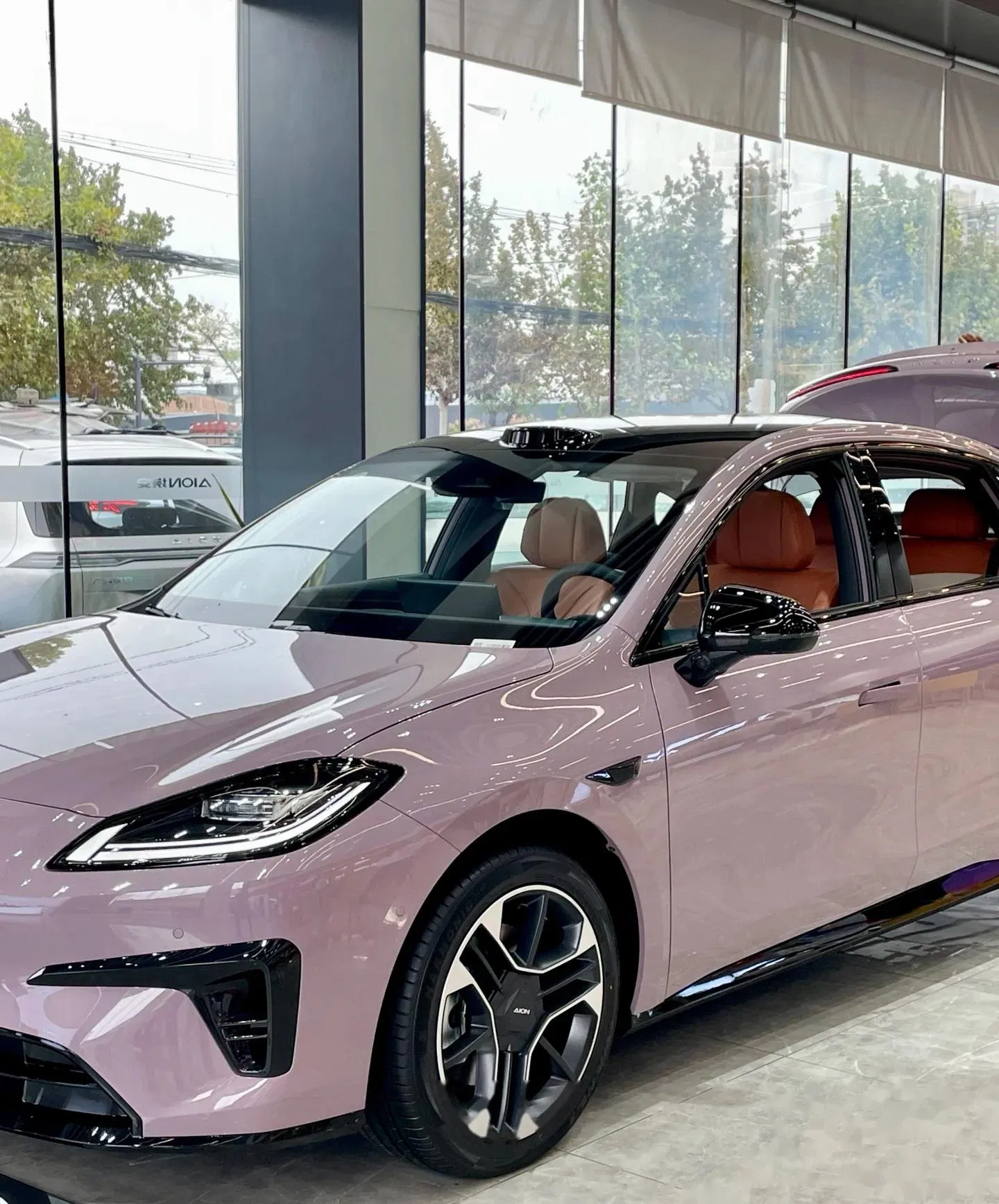 Aion Rt 650 Edición Inteligente Lanzado Nuevo Sedán Eléctrico de Larga Distancia Hecho en China