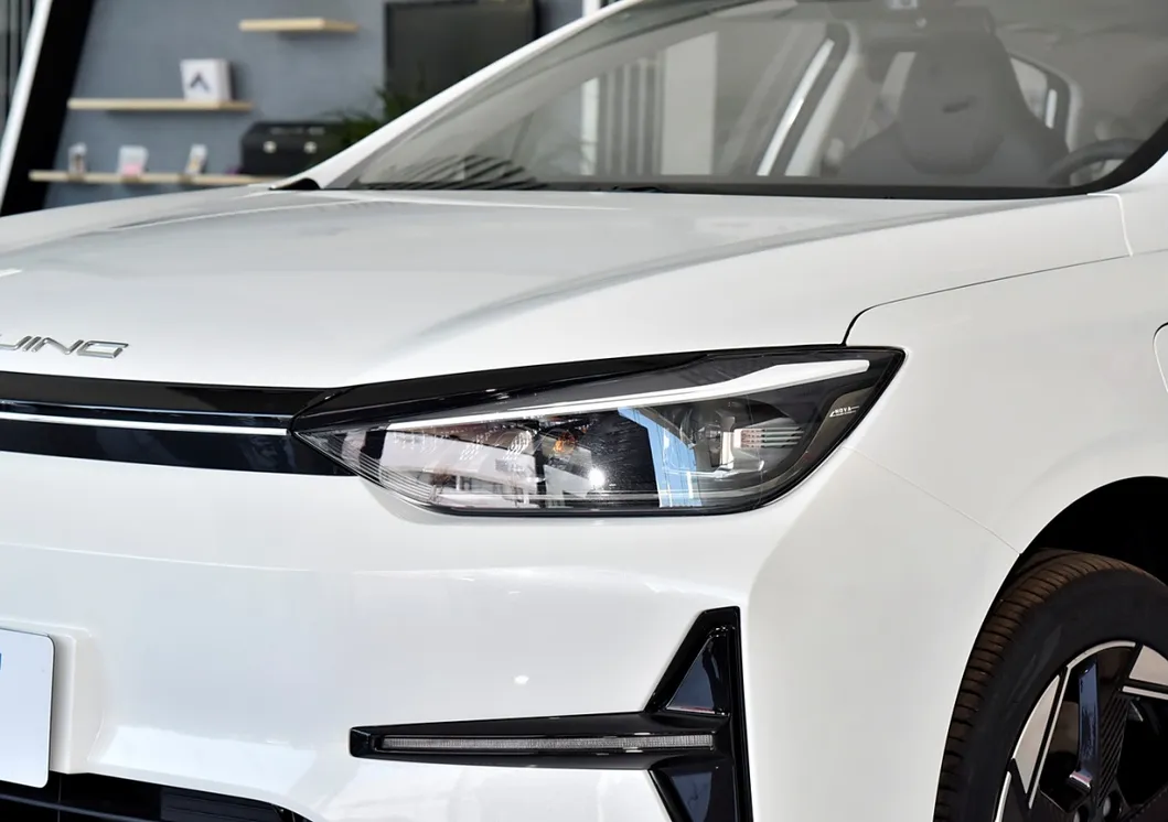Coche Eléctrico Puro Adecuado para Taxi Precio Barato EU5 Plus Coche