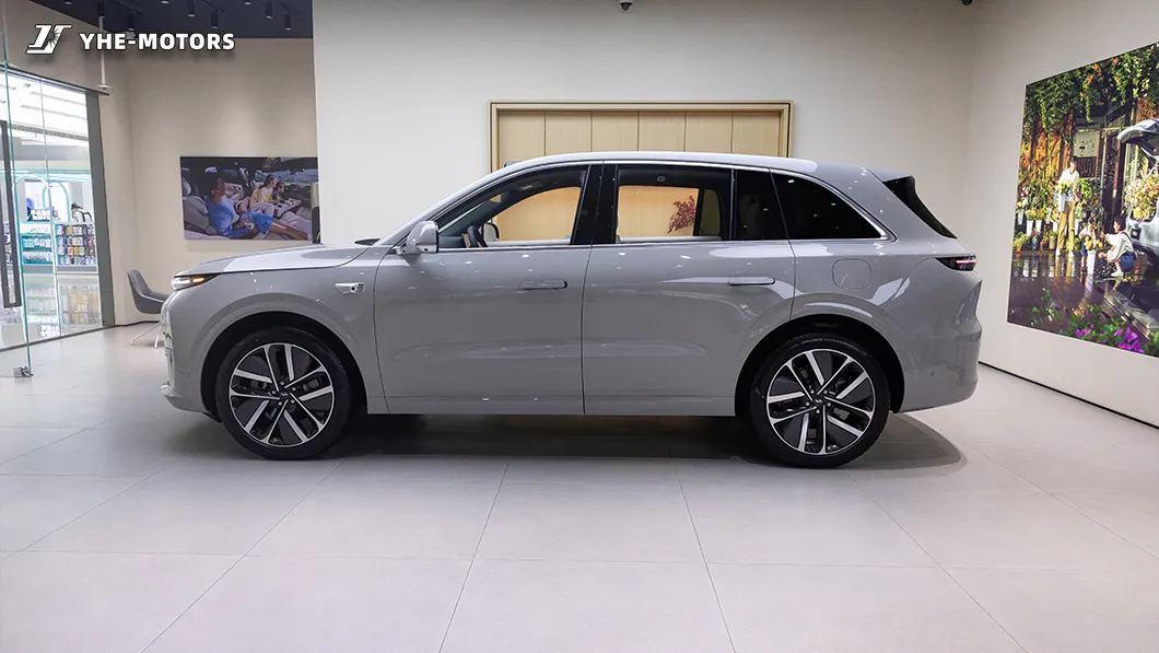 Li L9 SUV