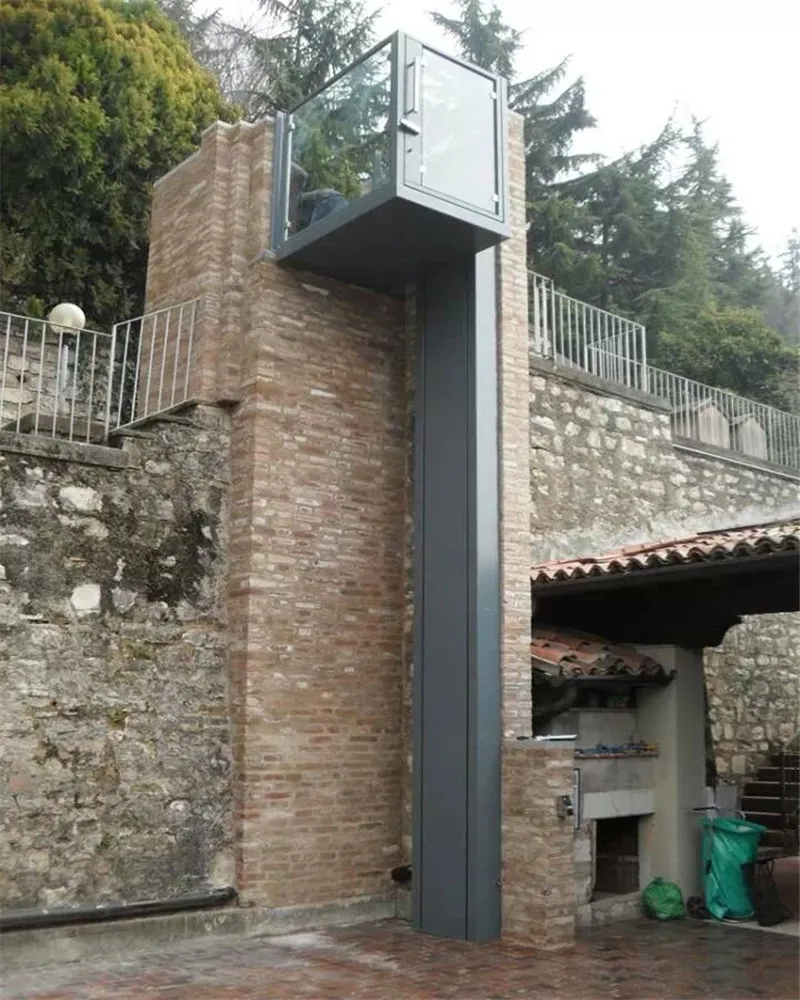 Plataforma Vertical Hidráulica Elevadora para Sillas de Ruedas - Instalación Exterior