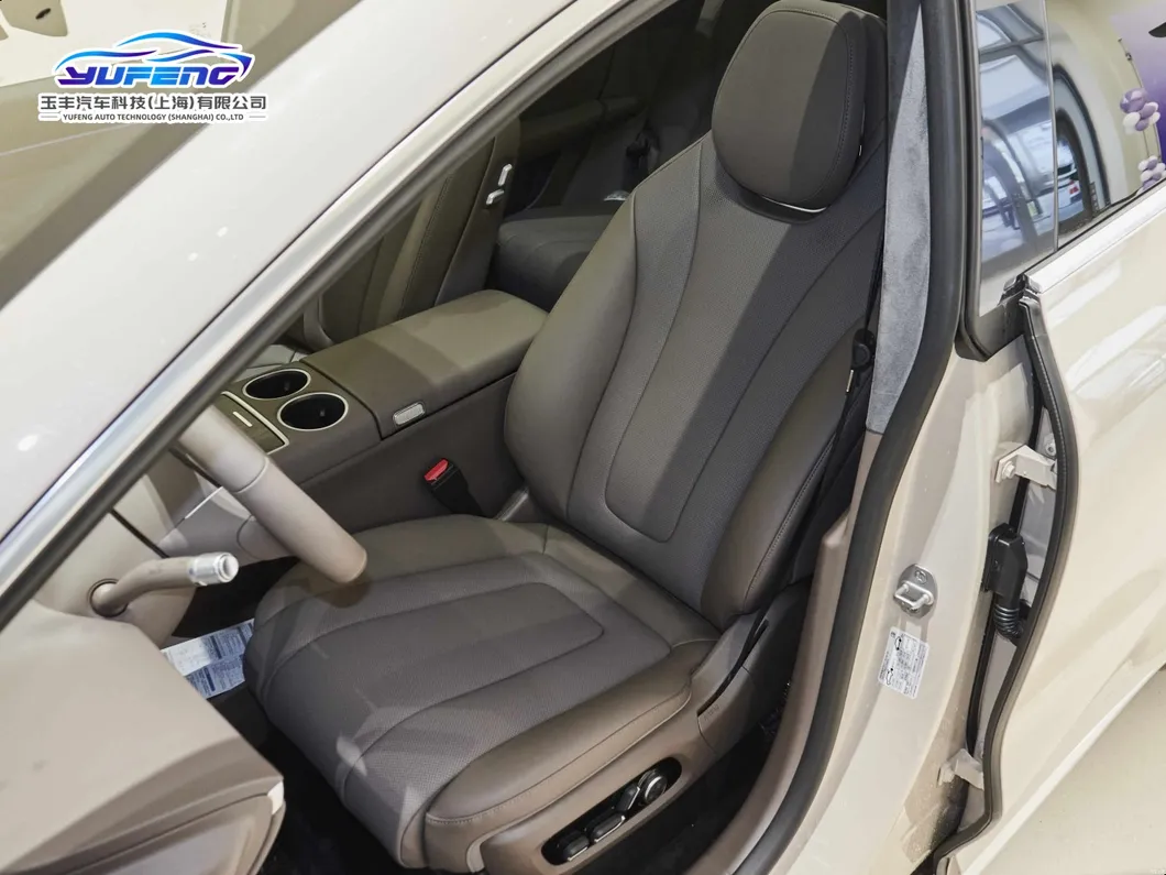 SUVs Medianos y Grandes de Luxeed R7 Deportivo Familiar Lujo Híbrido Eléctrico Coche Ciudad Vehículo de Nueva Energía