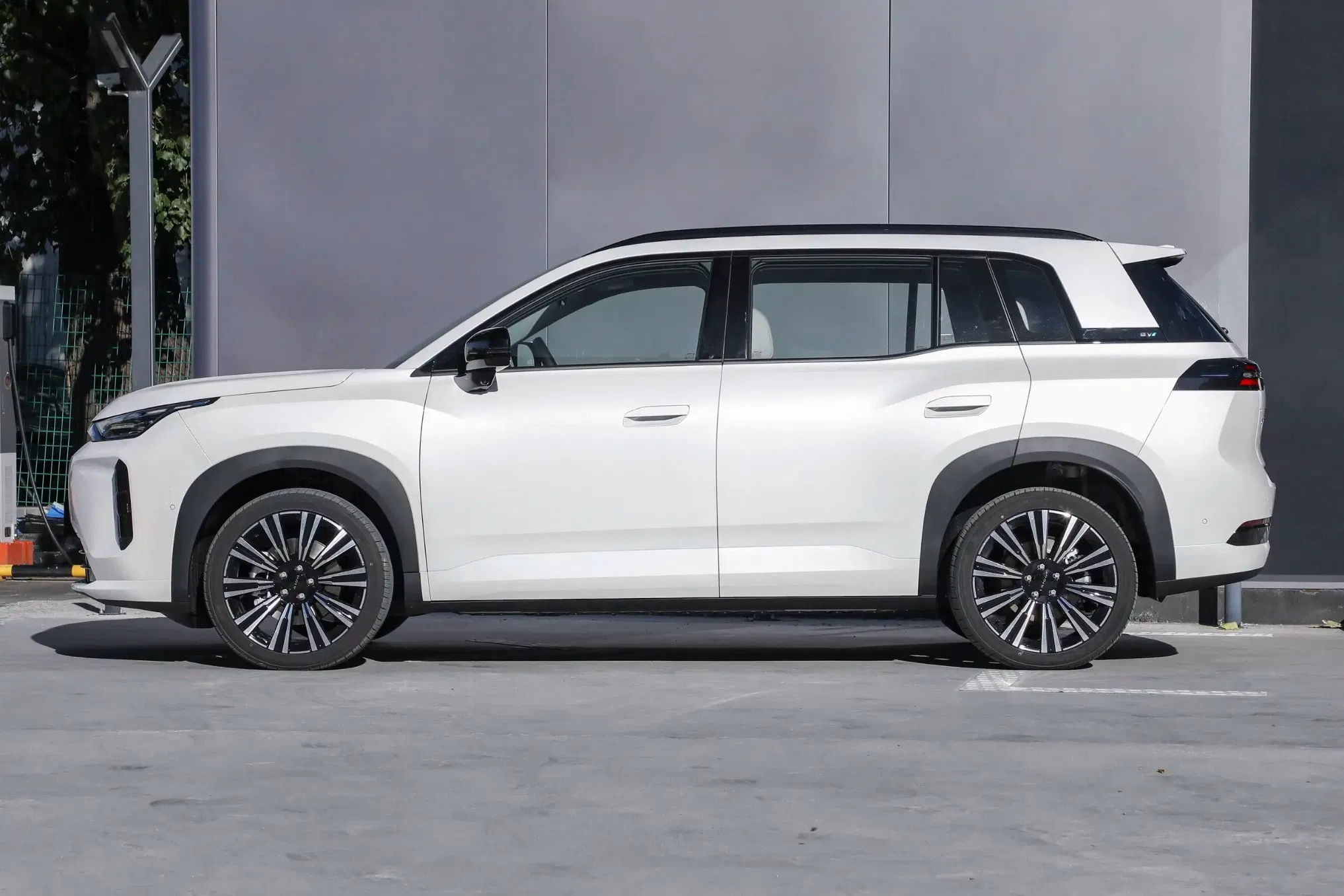 2026 Ventas Calientes Aion I60 Auto Eléctrico Con Conducción Inteligente 5-Door 5-Seater SUV 530km Edición Estándar Automóvil Eléctrico Puro