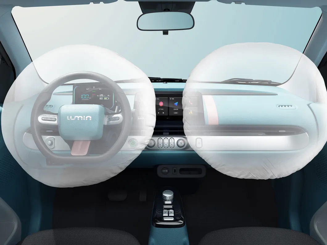 Coche eléctrico compacto de baja velocidad Changan Lumin vehículo de movilidad urbana China energía mini vehículo eléctrico SUV barato coche de batería con estación de carga
