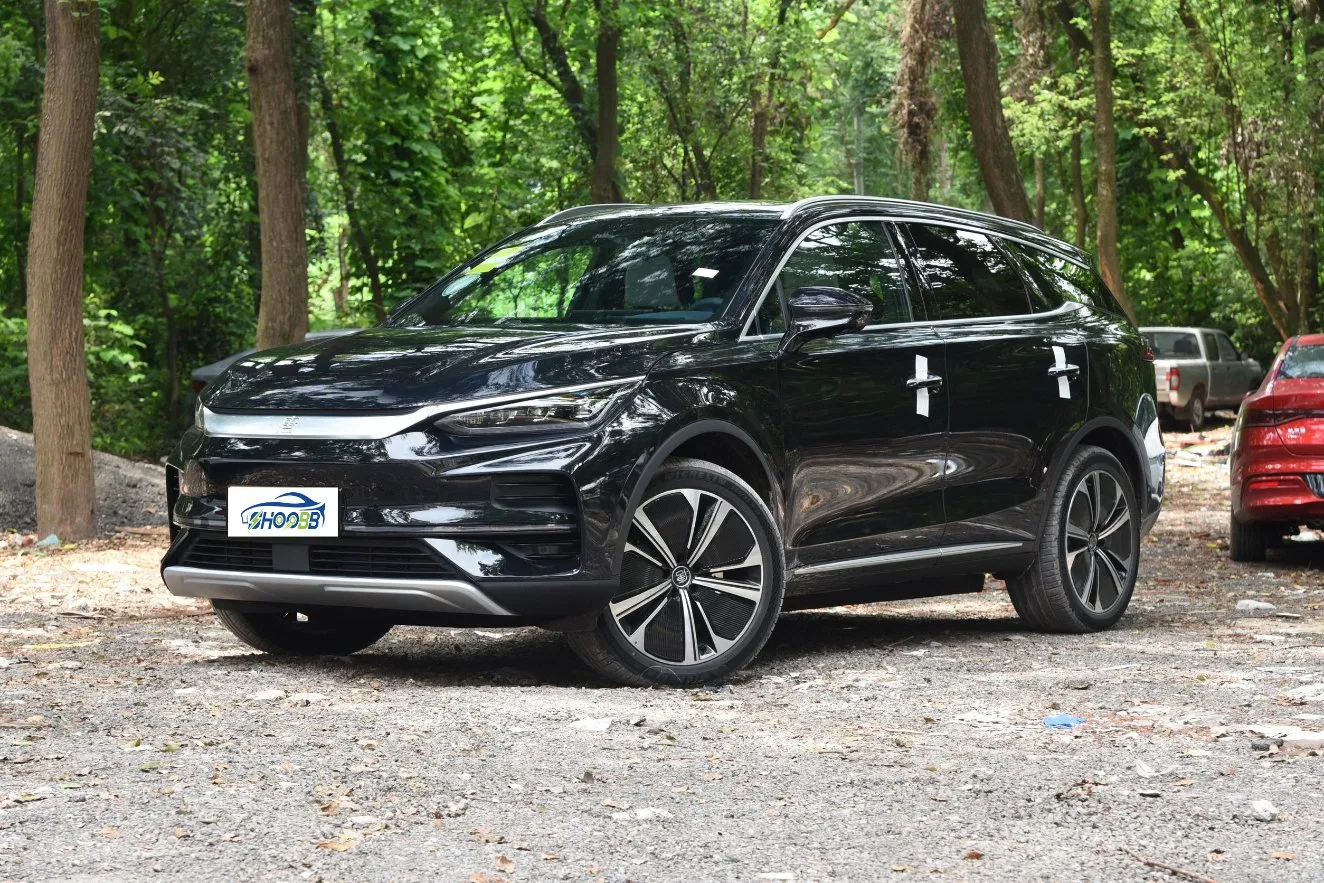 2022 Nuevo Coche 4 Ruedas de Alto Rendimiento Coche Eléctrico Urbano para Taxi 2022 No Coche Eléctrico Usado