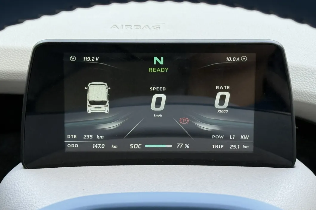 Vehículo Eléctrico Mini Espacioso Nuevo Coche de Energía Ofreciendo 100km/H Velocidad Máxima