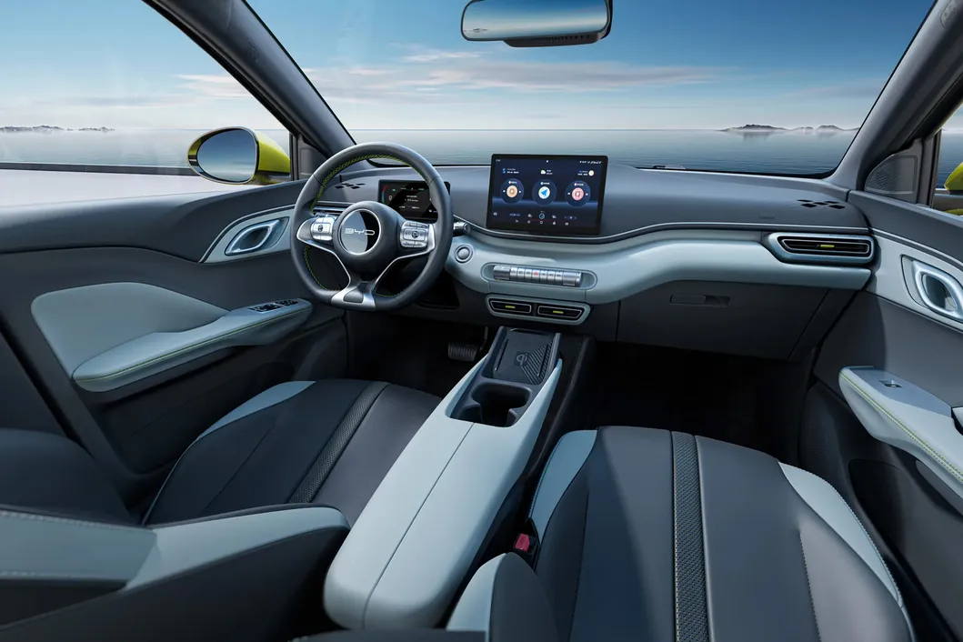 Vehículo Eléctrico Compacto Byd Seagull para Desplazamientos Urbanos y Conducción Ecológica
