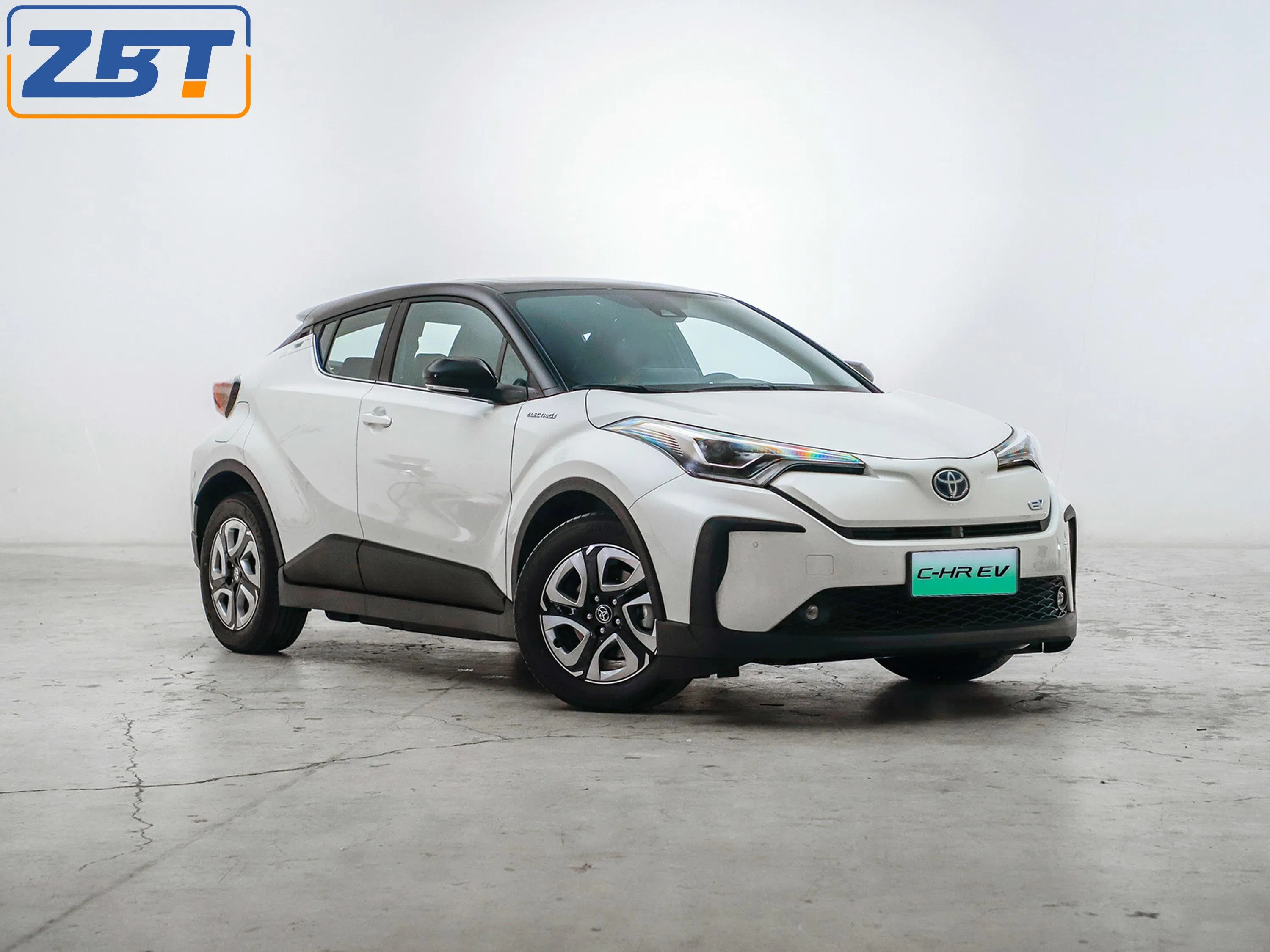 Venta Caliente Izoa EV Coches Alta Velocidad 4X2 2WD Fwd SUV Mediano Super Largo Alcance Nedc Coches Eléctricos Taxi con Pantalla LCD Grande