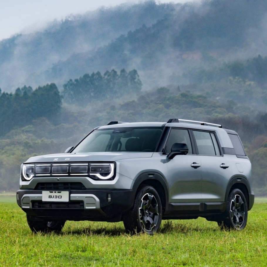 Coche compacto eléctrico inteligente y autónomo Baic Bj30 para compras y viajes