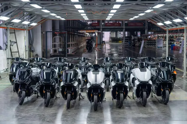 Scooter eléctrico urbano inteligente de cero emisiones, suministro de flota de motocicletas ecológicas