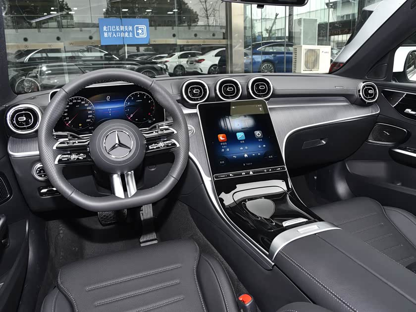 Sedán elegante Mercedes Benz Clase C C63 Amg, Clase A 180L, 200L Auto usado Benz Mercedes Benz 2023 EqS, EqA, EqB SUV eléctrico de tamaño mediano; Audi Q5 E-Tron