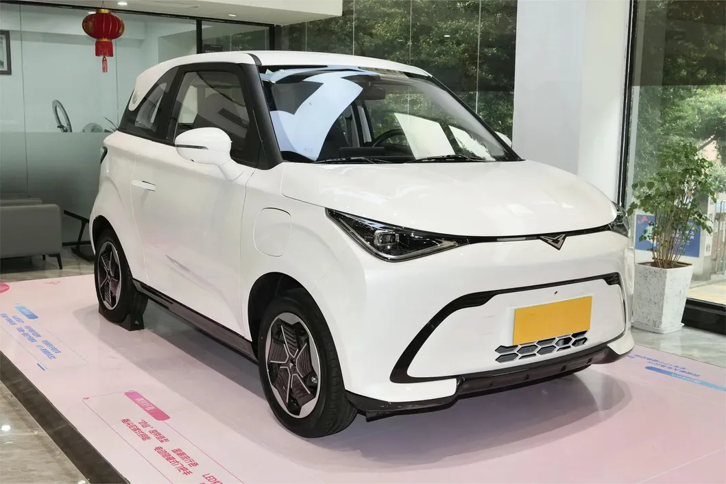 Coche eléctrico compacto Kaiyi vehículo de movilidad urbana mini SUV barato de China