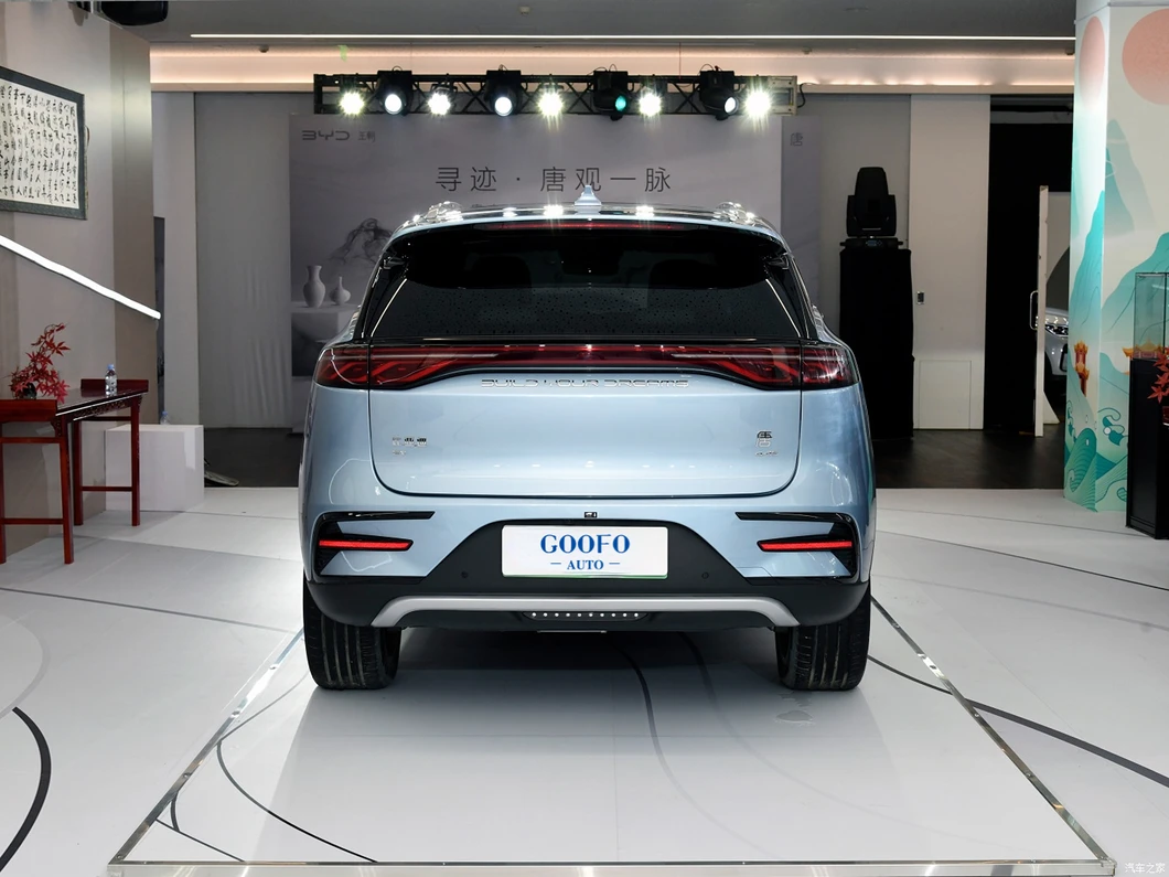 BYD Tang Exterior Lateral
