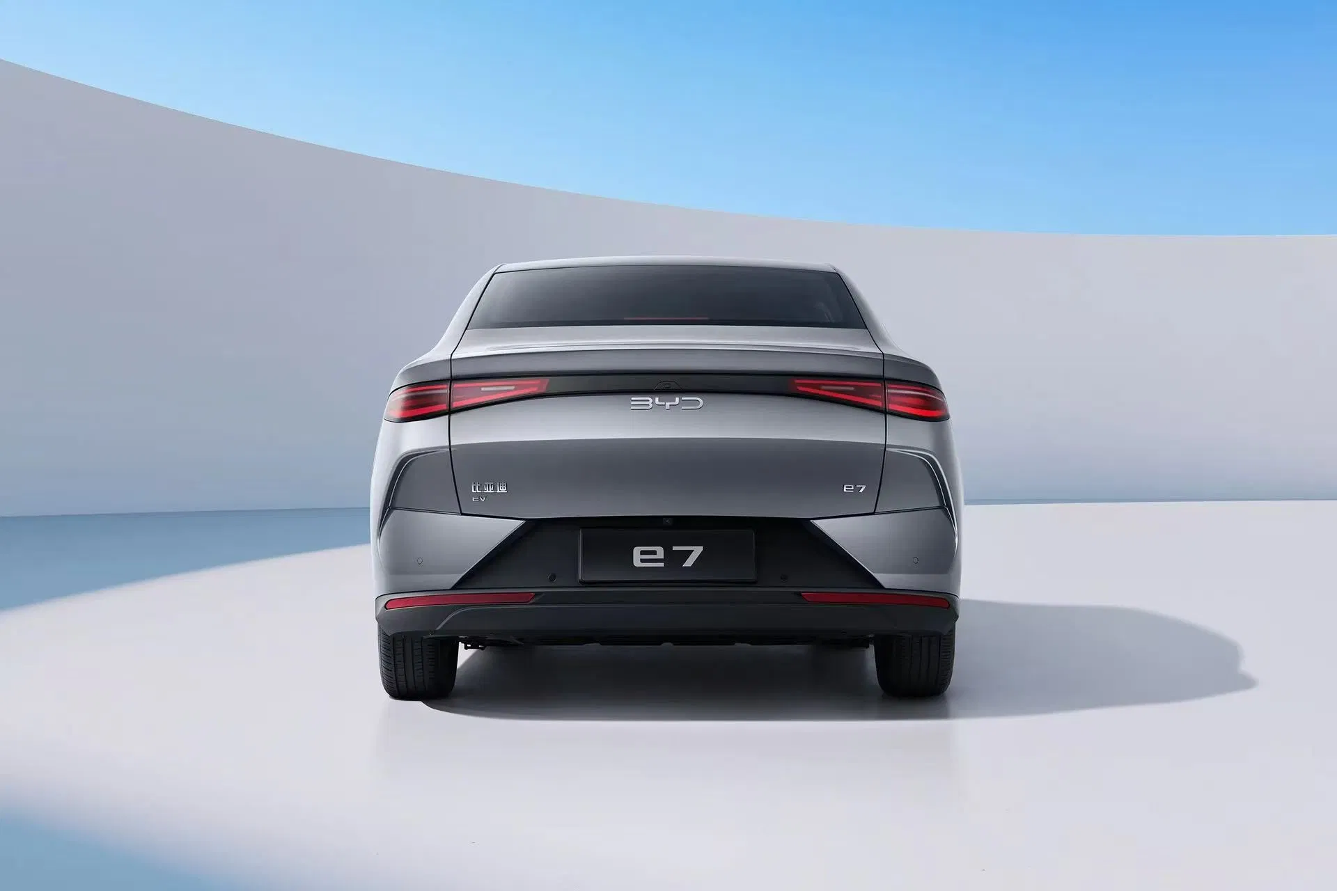 2026 Nuevo Coche Eléctrico Byd E7 2025 Carga Rápida Más Barata Eléctrico Puro 4-Door 5-Seater Sedán Coche Nuevo 520km
