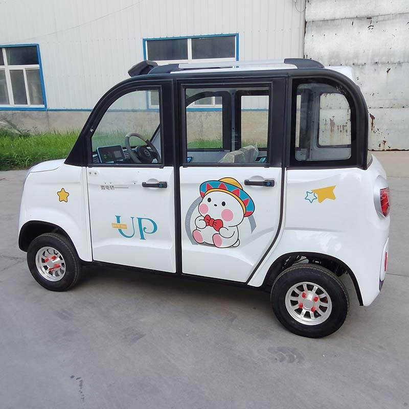Cuatro Puertas Cuatro Asientos Mejor Mini Scooter Eléctrico de Baja Velocidad para Adultos Coche para Familia