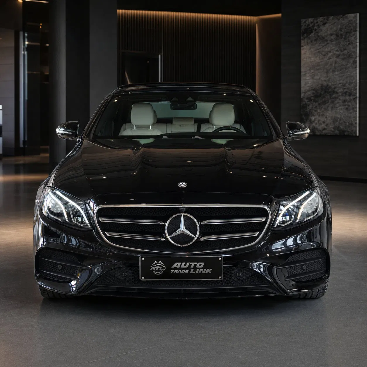 Mercedes Benz E-Class usado 2018 Negro Polar E300 Edición Deportiva Coche de Exportación Sedán