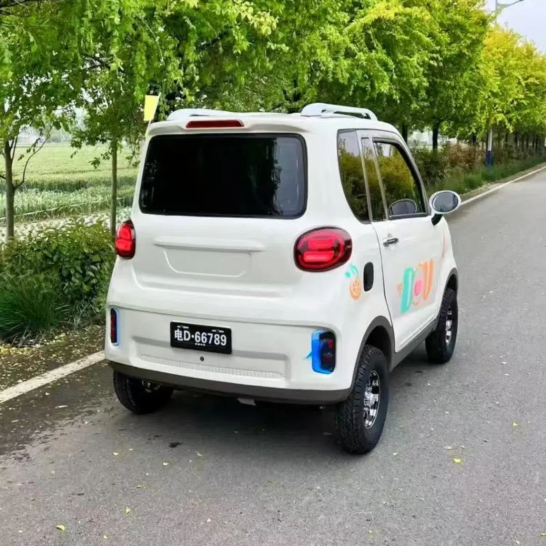 Coche Eléctrico Mini Compacto 4-Wheel para Desplazamientos Urbanos