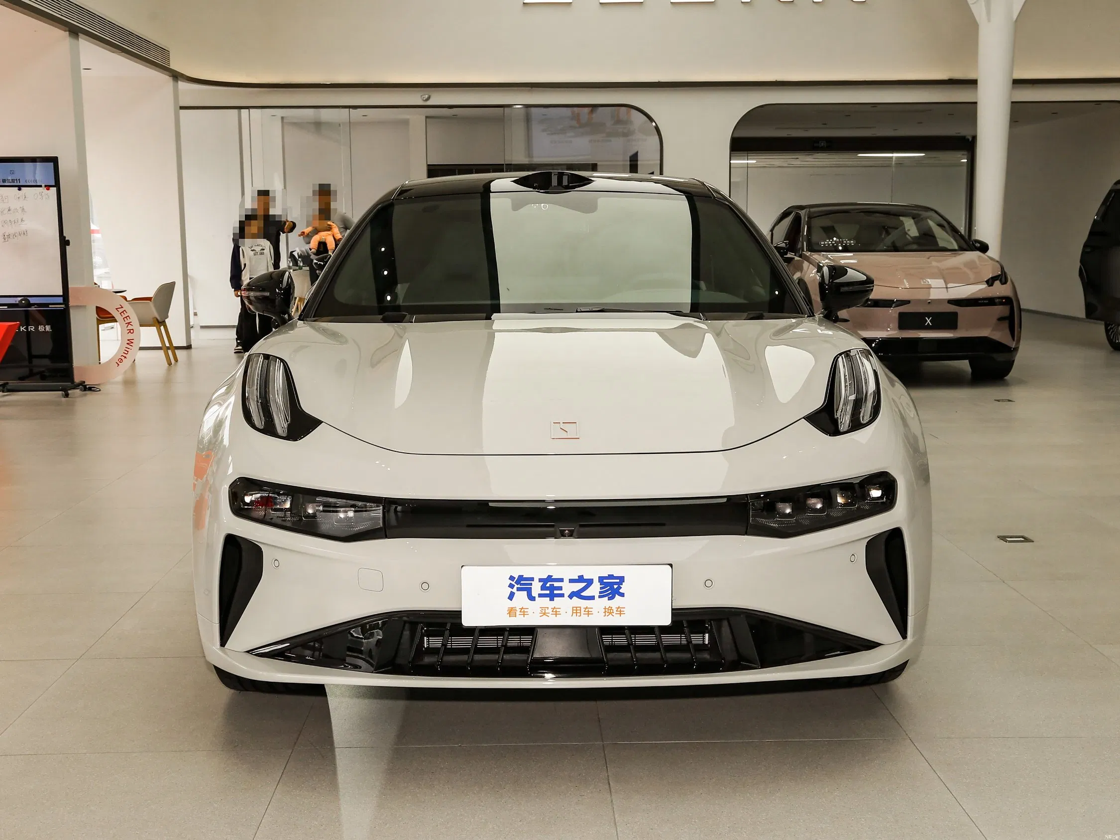 Zeekr 001 Coche de lujo para adultos China Coche de nueva energía EV Hatchback Vehículo eléctrico puro Coche usado