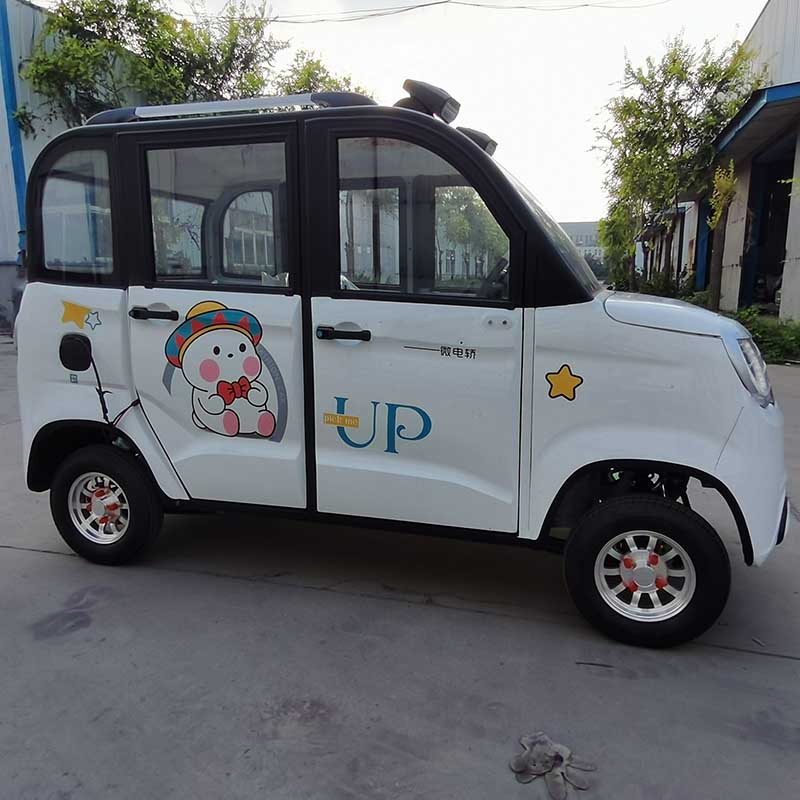 Cuatro Puertas Cuatro Asientos Mejor Mini Scooter Eléctrico de Baja Velocidad para Adultos Coche para Familia