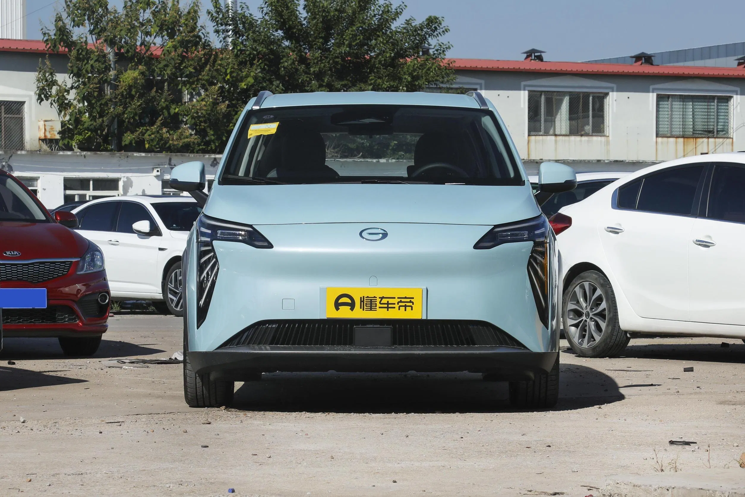 Aion Y Usado Coche Eléctrico 5 Asientos SUV Compacto Eléctrico Vehículo de Pasajeros