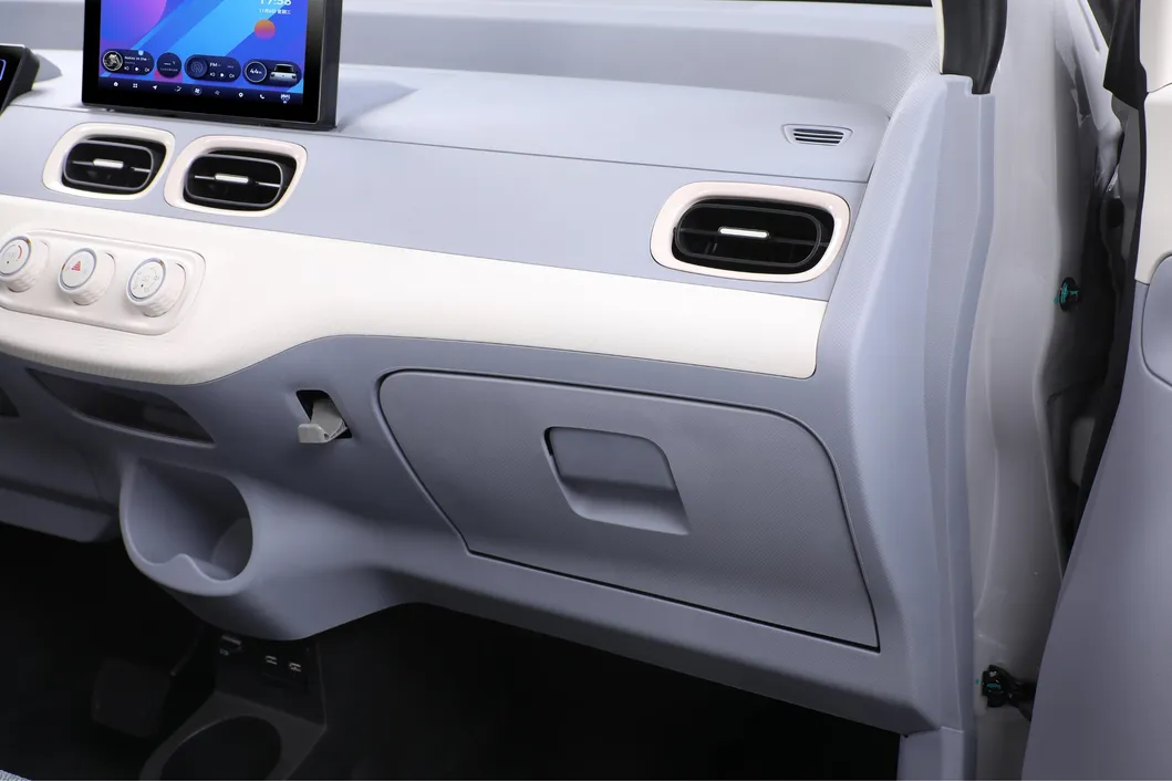 Detalle Coche Eléctrico Inteligente 3