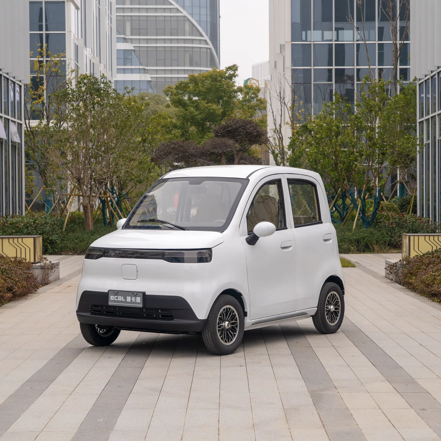 Coche eléctrico mini de alto rendimiento y asequible para la vida urbana