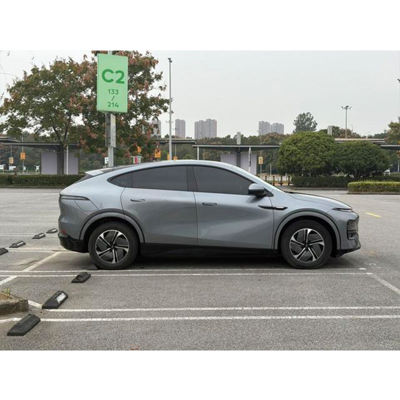 SUVs eléctricos inteligentes usados de Xpeng G6 para exportación desde China, tecnología de carga rápida avanzada con 800V plataforma, interior premium y sistema de asistencia al conductor