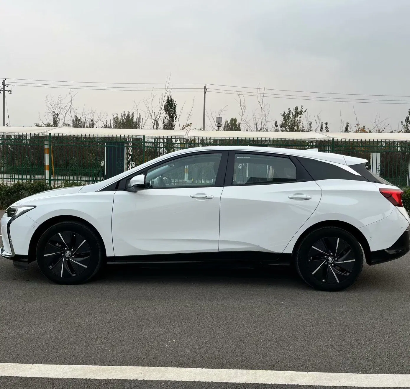 2022 2023 Buic. K Velite 6 Versión Smart Plus Pura Eléctrica 518 Km Coche