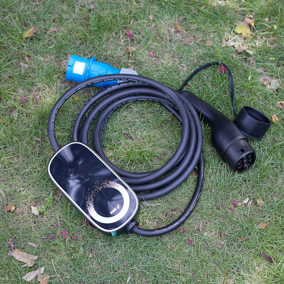 Fácil Mantenimiento Resistente al Impacto Qd07 Cargador Eléctrico Portátil con Control WiFi