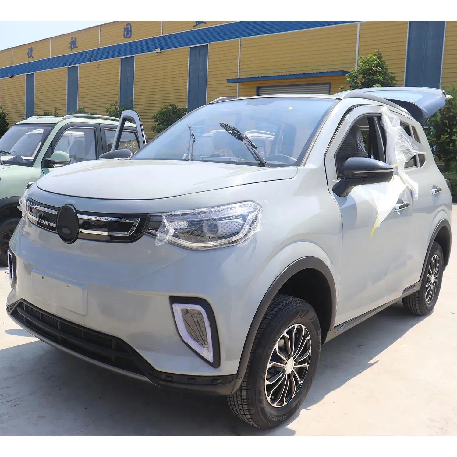 Nuevas Llegadas Keyu Coche Eléctrico de Cuatro Asientos 4 para Movilidad Urbana